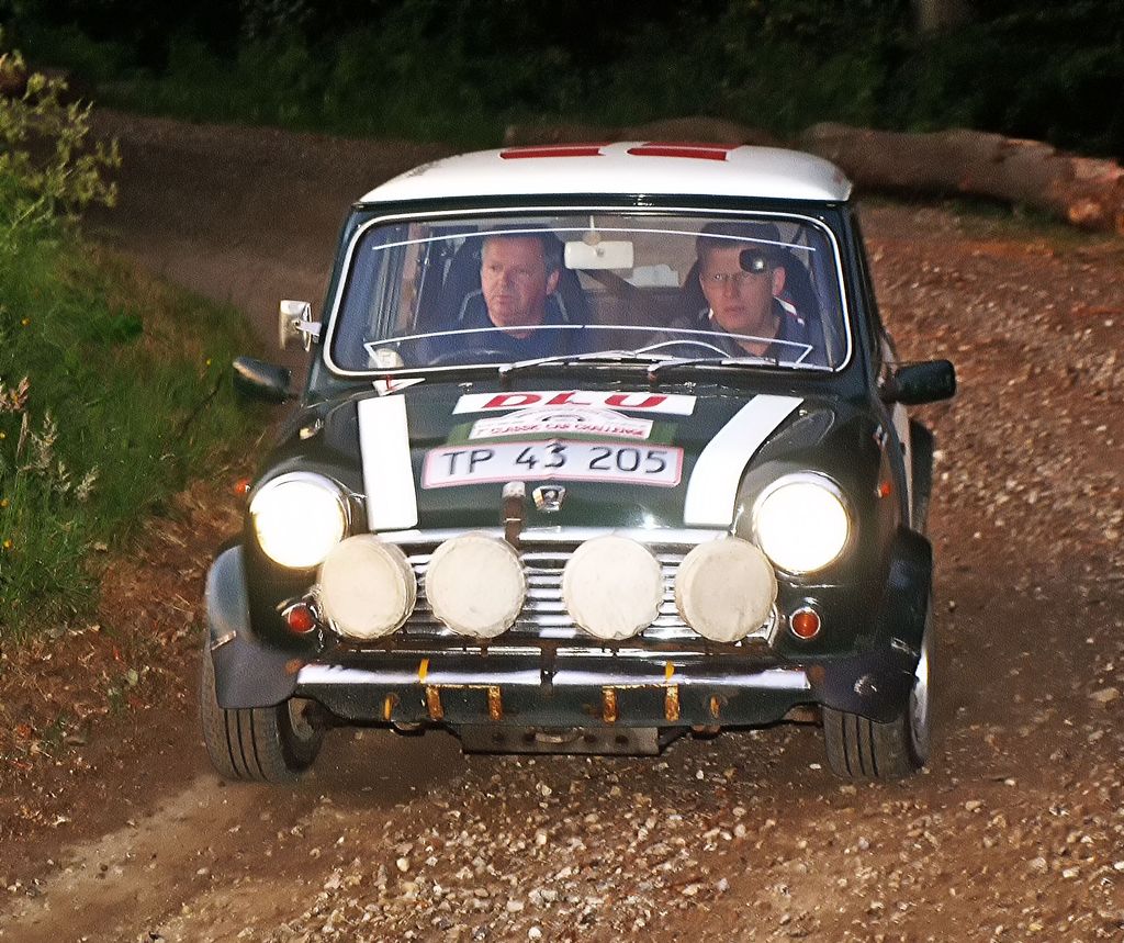 Preben Kristoffersen (t.v.) har deltaget 10 gange i Int. Rallye Monte Carlo Historique